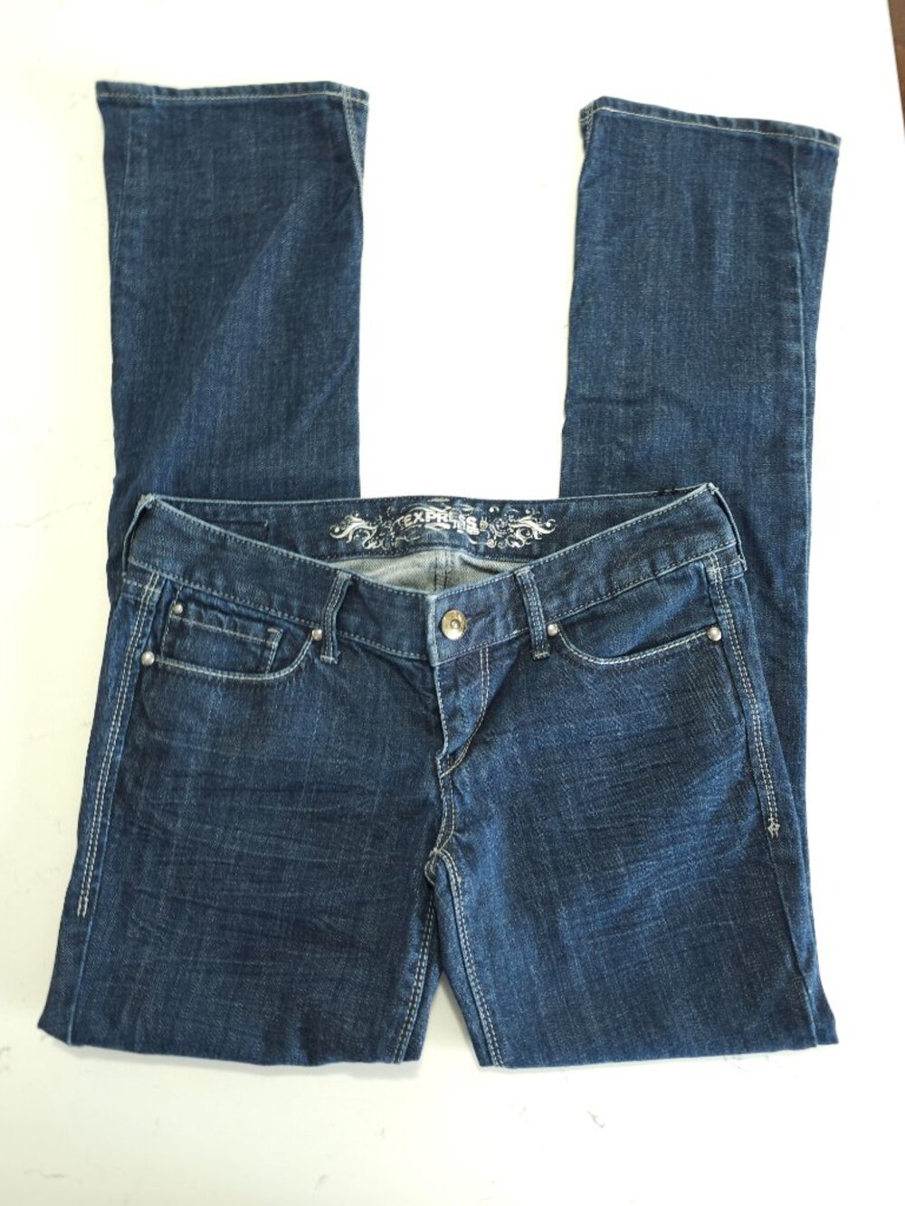 Express "Barely Boot" Low Rise Jeans -Size 4R, Dark wash - 32" Inseam